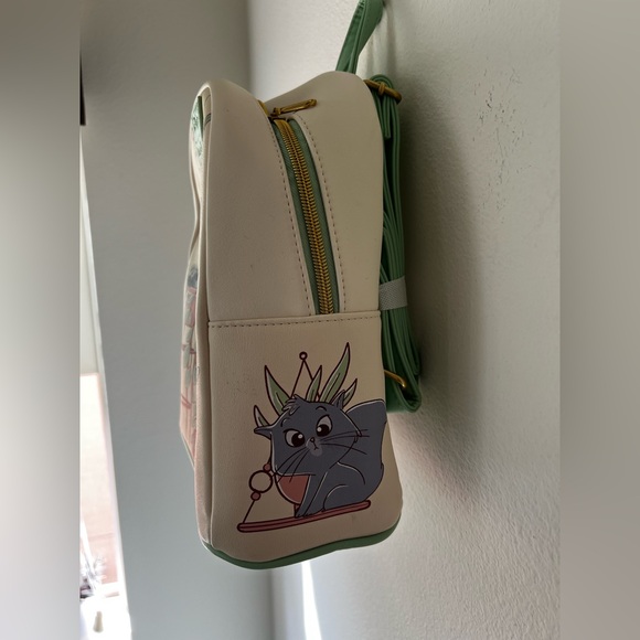Loungefly Disney cats Cream Mini Backpack with Pastel Green Trim. - Picture 3 of 7